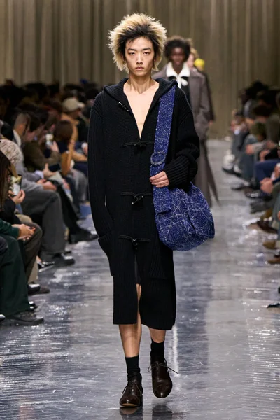 Look 53